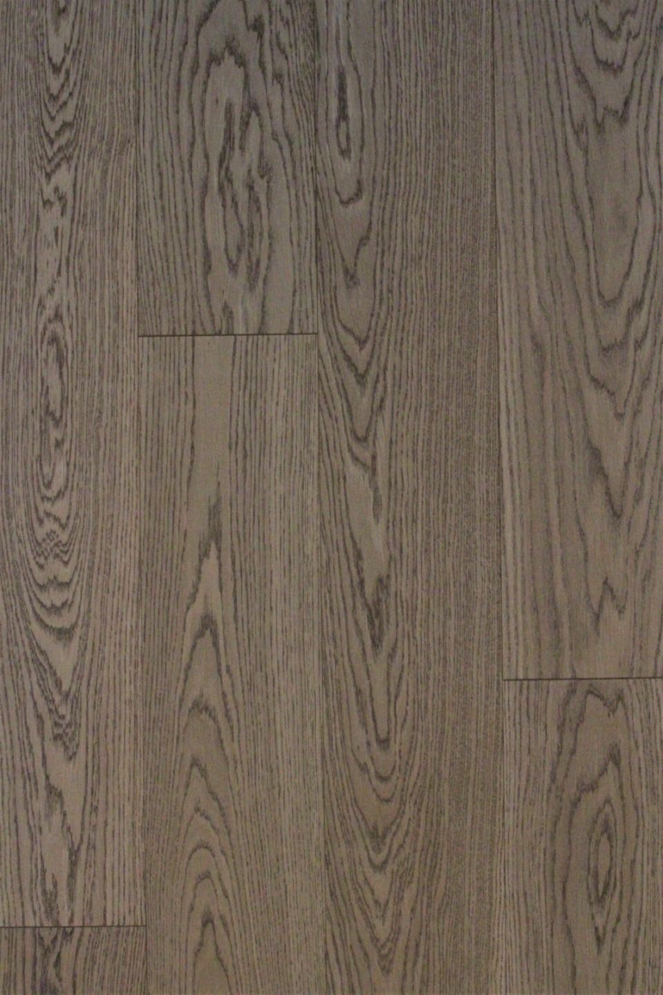 Original Select oak flooring grade photograph supplied by the owner